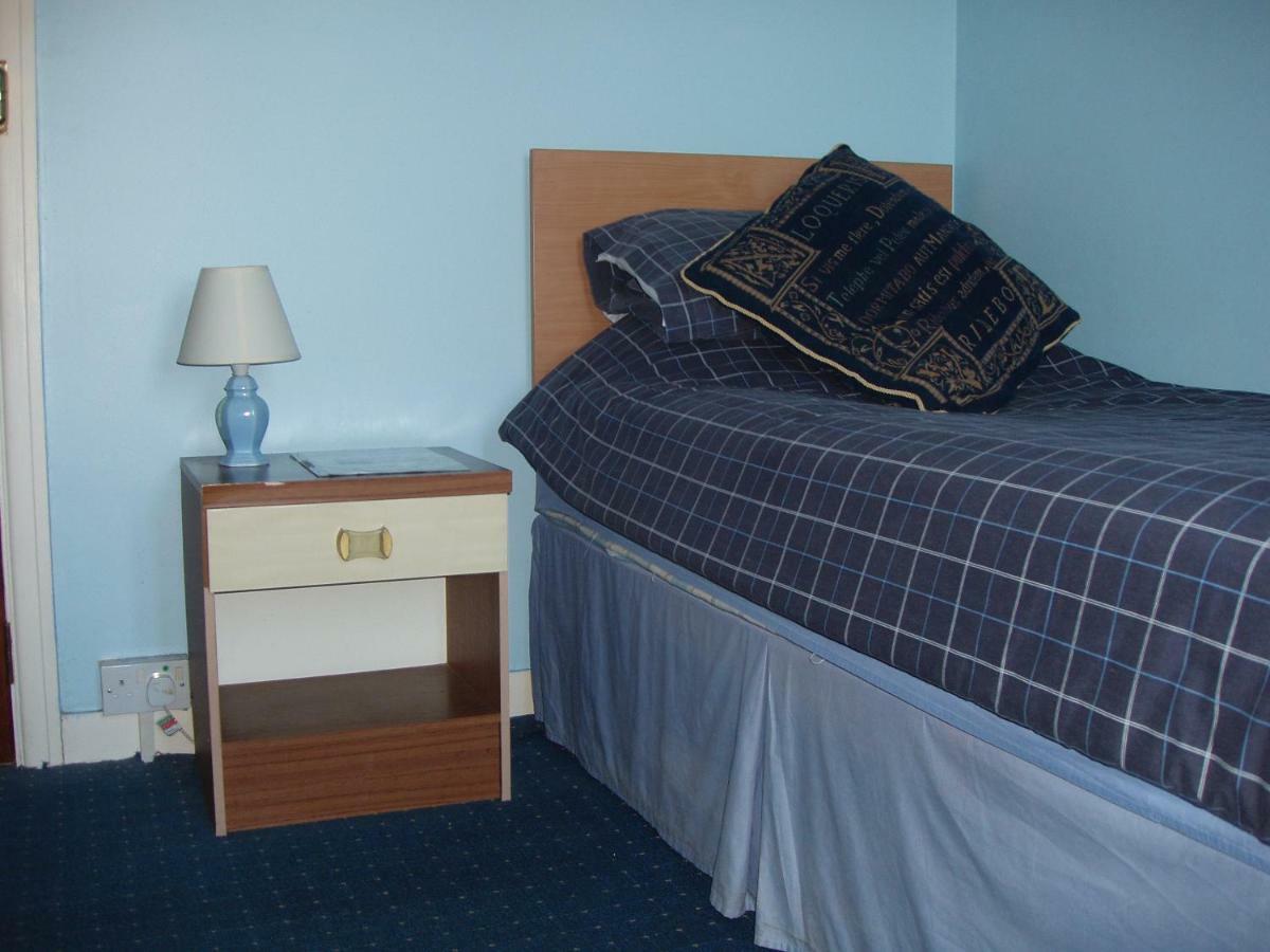 The Windsor Hotel Haverfordwest Eksteriør billede